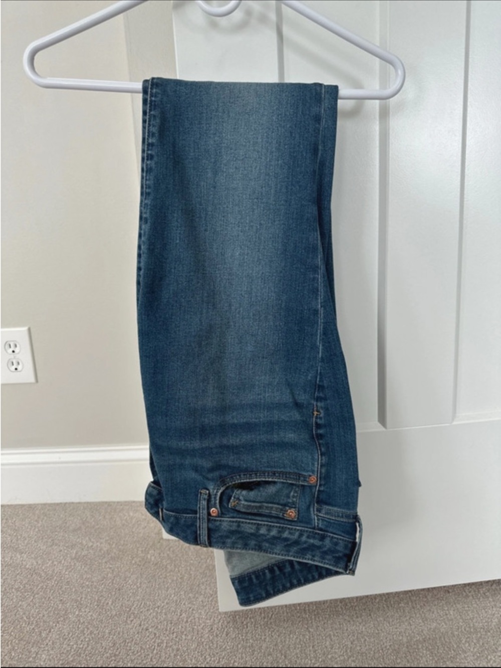 GAP Low-Rise Long & Lean Jeans - Indigo Blue